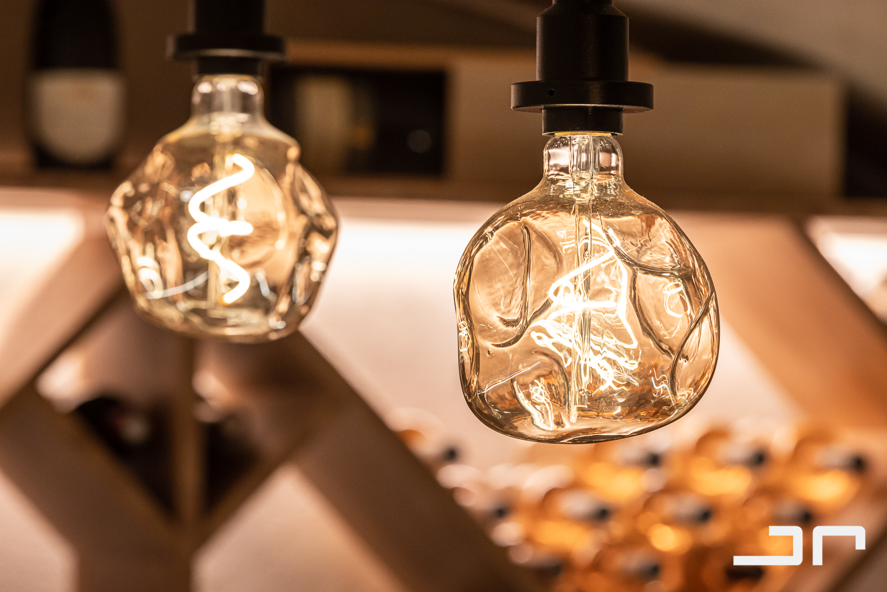 10_CAVE VIN VOUTE PIERRE MAISON DE VILLE LA TRONCHE _ AGENCE JULIE POCINO-ARCHITECTE D'INTERIEUR-RENOVATION HAUT DE GAMME-GRENOBLE-ISERE-SAVOIE-RHONE-ALPES-SUD-25