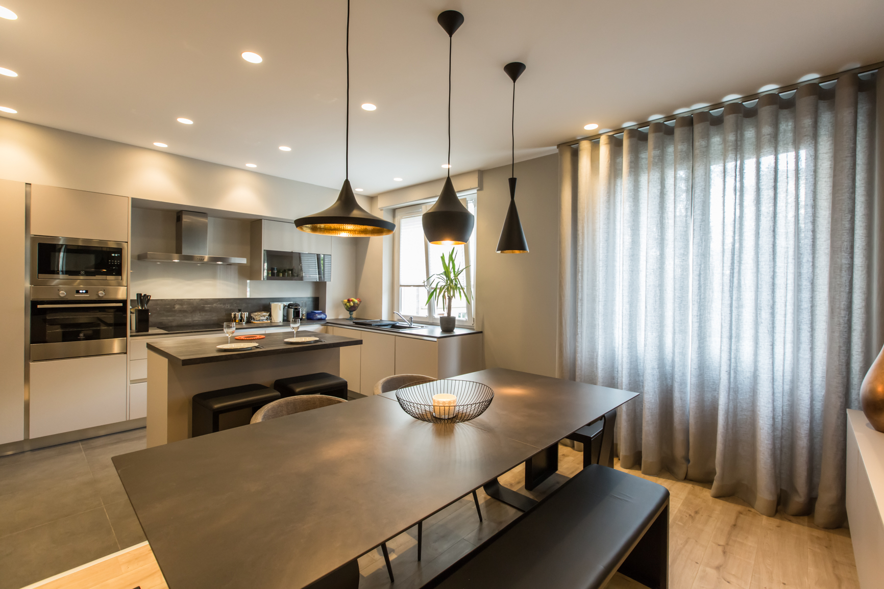 APPARTEMENT HAUT STANDING GRENOBLE _ AGENCE JULIE POCINO-ARCHITECTE D'INTERIEUR-RENOVATION HAUT DE GAMME-GRENOBLE-ISERE-SAVOIE-RHONE-ALPES-SUD-24a