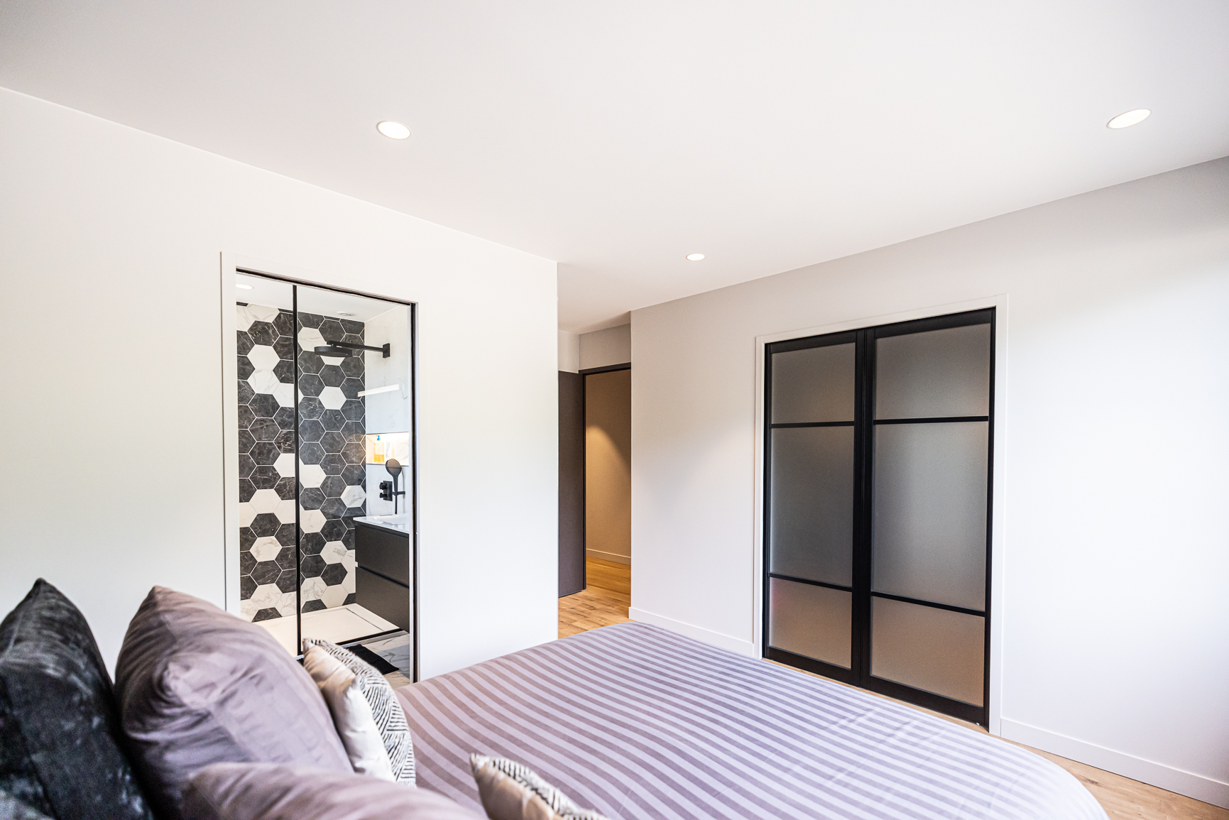 APPARTEMENT PENTHOUSE ROOFTOP TOIT TERRASSE SEYSSINS-AGENCE JULIE POCINO-ARCHITECTE INTERIEUR-RENOVATION HAUT DE GAMME-GRENOBLE-ISERE-SAVOIE-RHONE-ALPES-SUD-47b