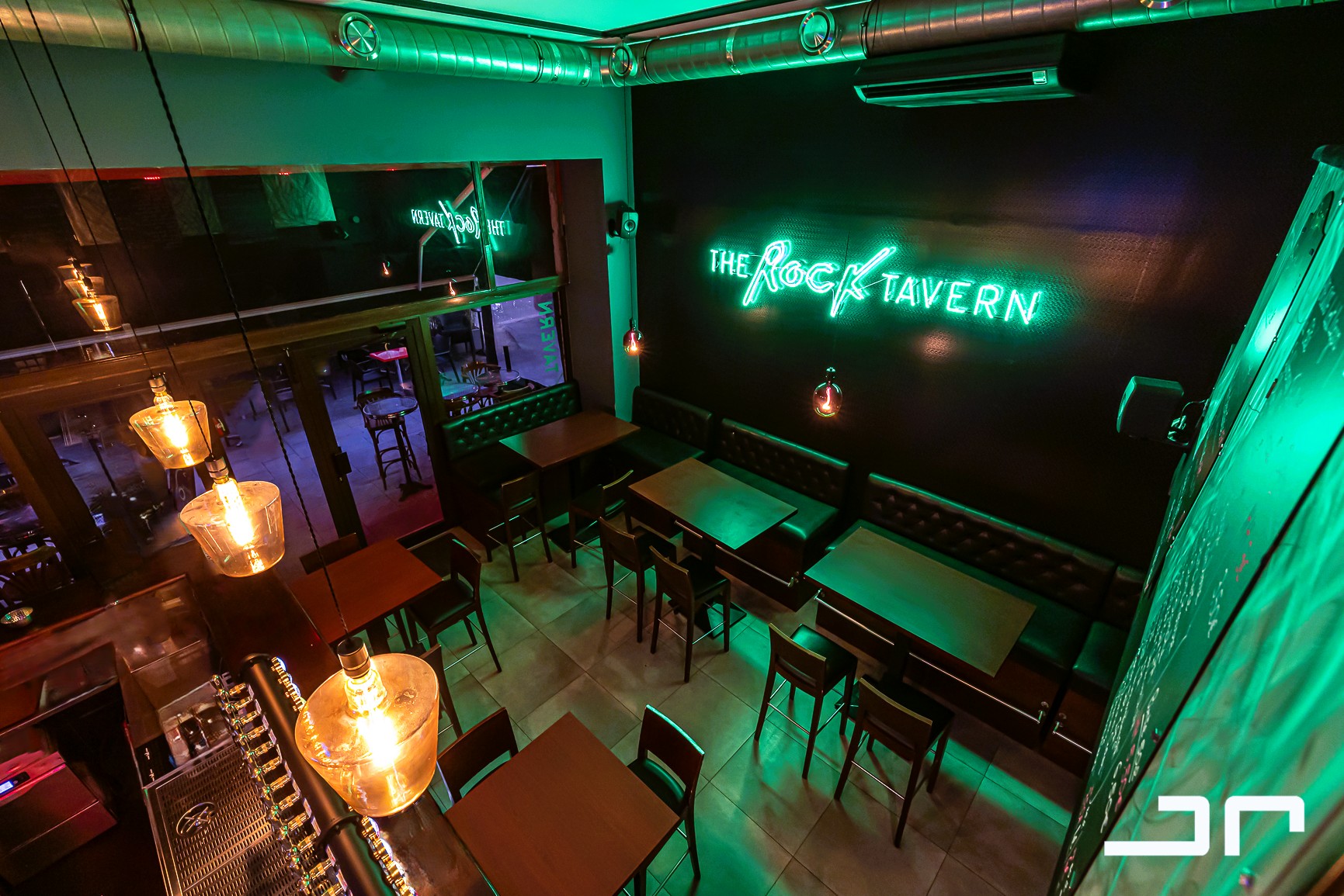 BAR PUB THE ROCK TAVERN GRENOBLE _ AGENCE JULIE POCINO-ARCHITECTE D'INTERIEUR-RENOVATION HAUT DE GAMME-GRENOBLE-ISERE-SAVOIE-RHONE-ALPES-SUD-19