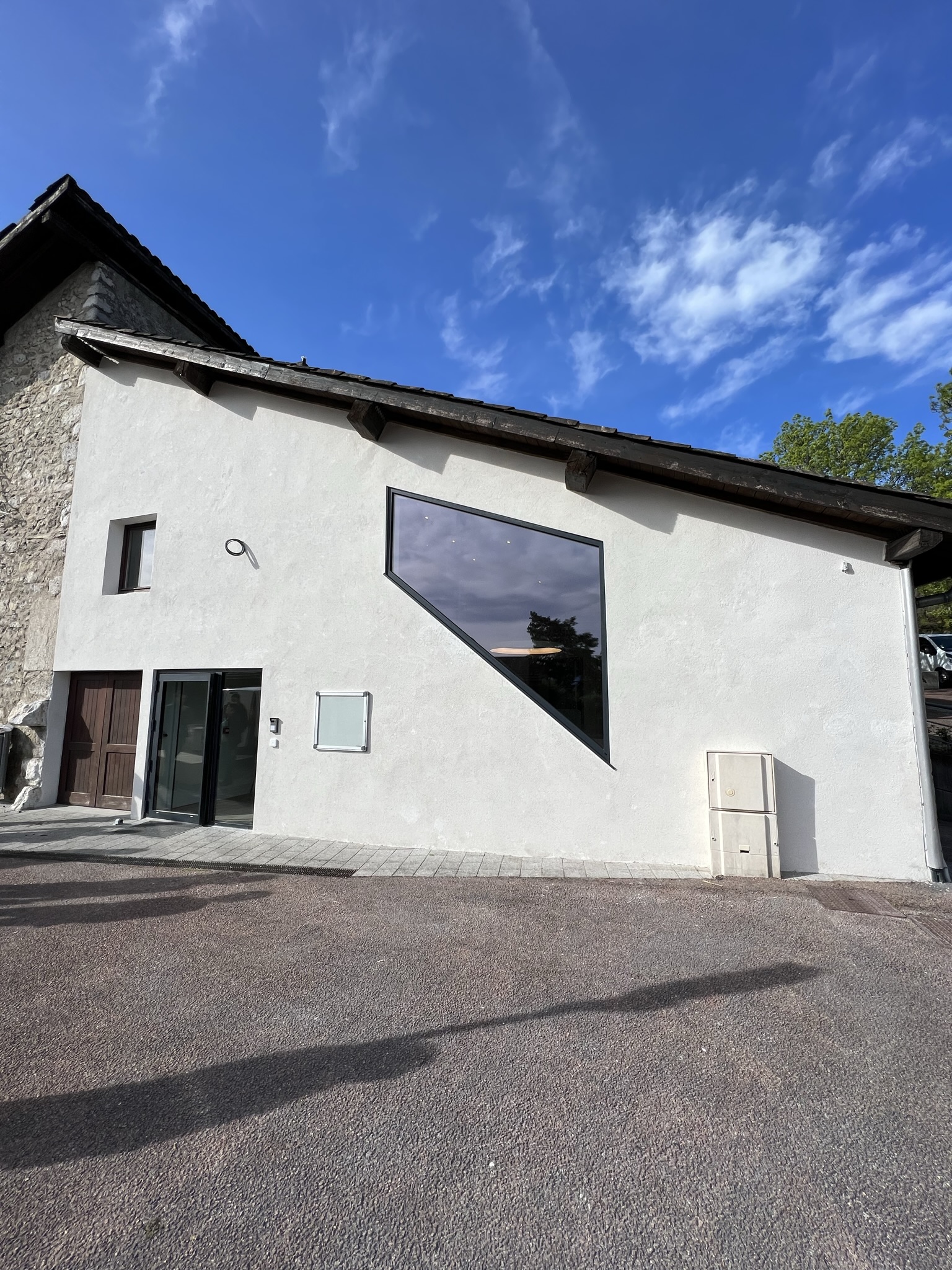 BUREAUX TERTIAIRE ERP MAIRIE SEYSSINS _ AGENCE JULIE POCINO-ARCHITECTE D'INTERIEUR-RENOVATION HAUT DE GAMME-GRENOBLE-ISERE-SAVOIE-RHONE-ALPES-SUD-7
