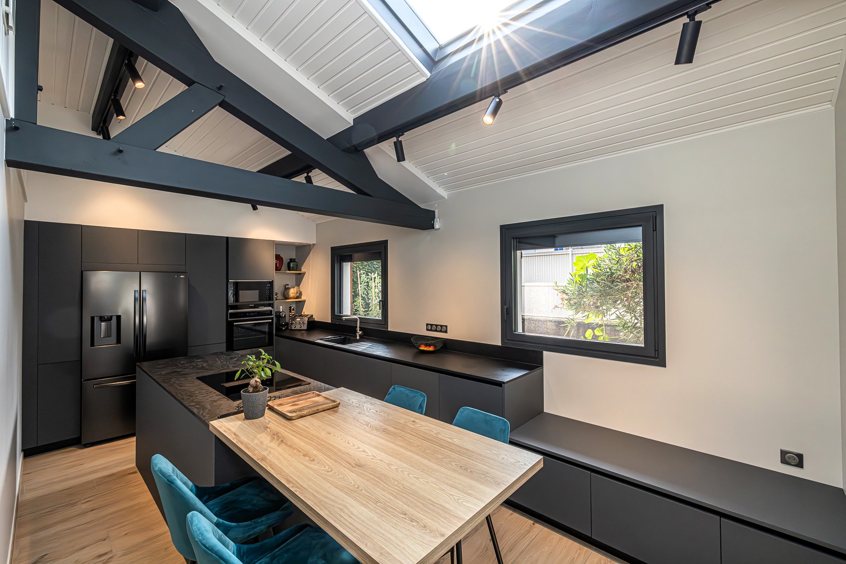 MAISON VILLA CHAMBERY _ AGENCE JULIE POCINO-ARCHITECTE D'INTERIEUR-RENOVATION HAUT DE GAMME-GRENOBLE-ISERE-SAVOIE-RHONE-ALPES-SUD-4