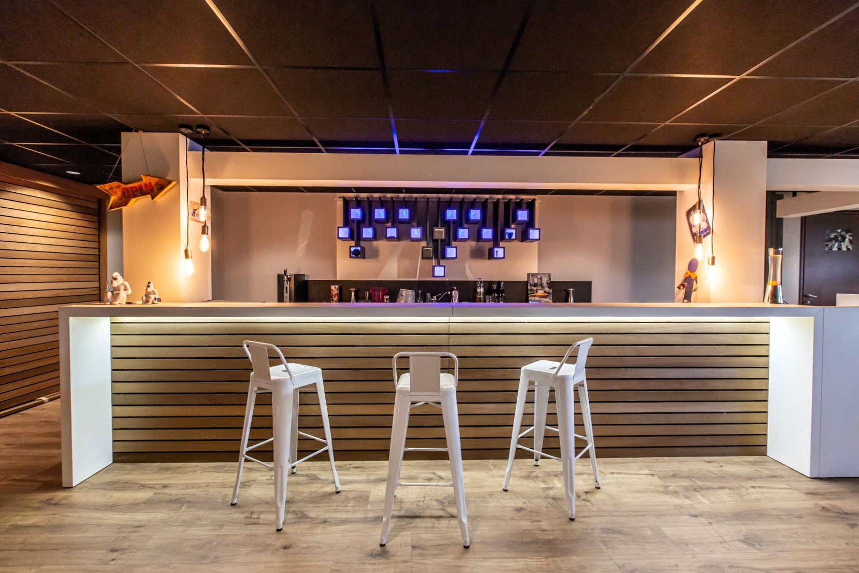 MAISON VILLA GRESIVAUDAN ESPACE DETENTE _ AGENCE JULIE POCINO-ARCHITECTE D'INTERIEUR-RENOVATION HAUT DE GAMME-GRENOBLE-ISERE-SAVOIE-RHONE-ALPES-SUD-3