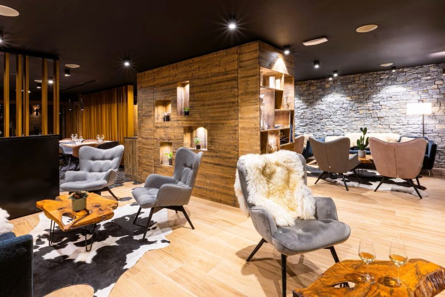 2b-HOTEL CHALET SPA TETRAS LODGE TIGNES ACCUEIL _ AGENCE JULIE POCINO-ARCHITECTE D'INTERIEUR-RENOVATION HAUT DE GAMME-GRENOBLE-ISERE-SAVOIE-RHONE-ALPES-SUD