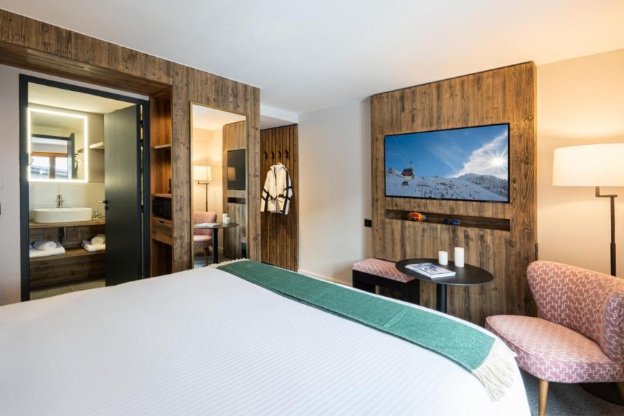 9a-HOTEL CHALET SPA TETRAS LODGE TIGNES CHAMBRE _ AGENCE JULIE POCINO-ARCHITECTE D'INTERIEUR-RENOVATION HAUT DE GAMME-GRENOBLE-ISERE-SAVOIE-RHONE-ALPES-SUD
